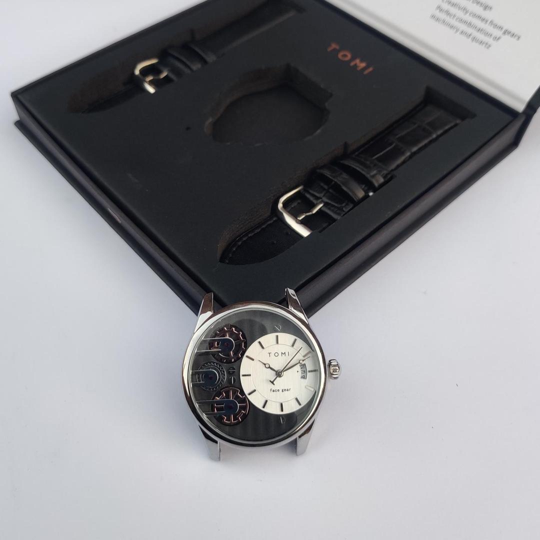 Tomi Watch: β±οΈ Time Meets Technology π€
