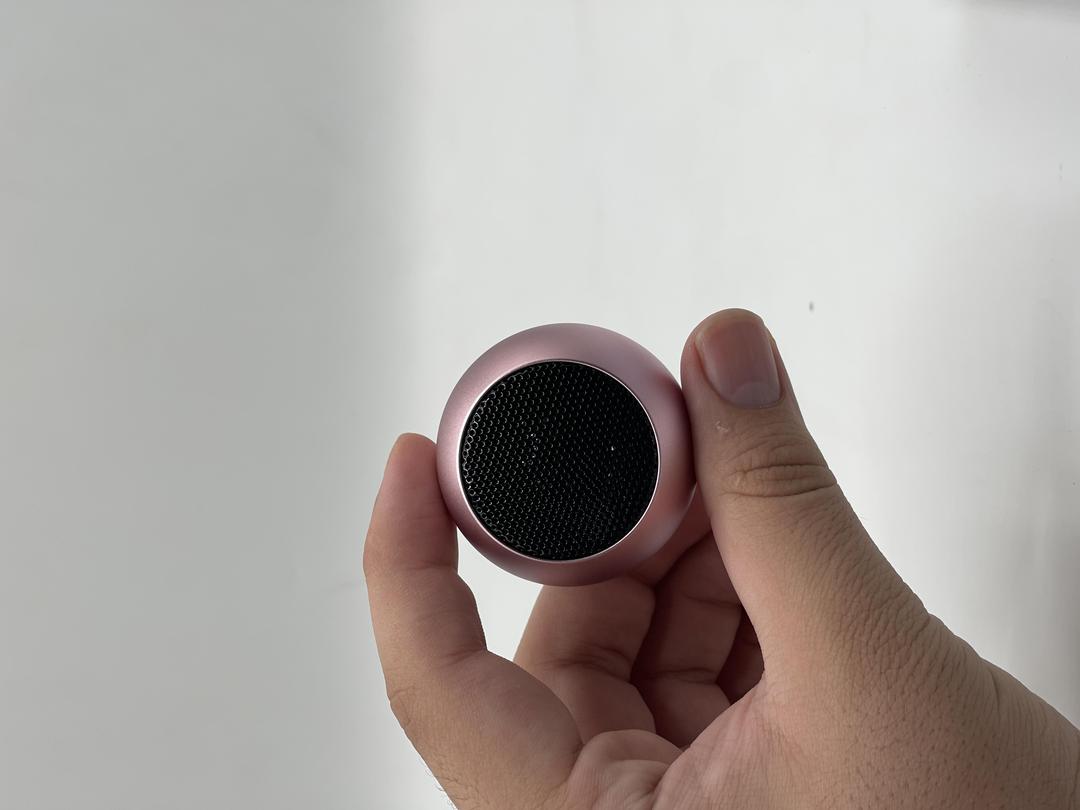 π Digital Smart Watch with Built-in Mini Loud Speaker π β Sleek, Smart & Powerful πͺ
